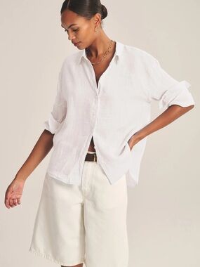 Brighton Top in White
Velvet By Graham & Spencer